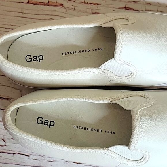 GAP White Leather Slip On Sneakers Size 8 - Picture 5 of 8